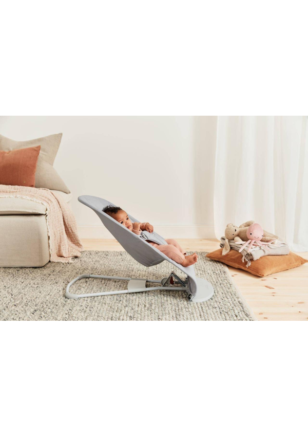 BabyBjorn - Крісло-шезлонг Bouncer Bliss Cotton Petal Quilt, Light Grey (світло-сірий)