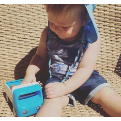 Перша вантажівка блакитна Kid O