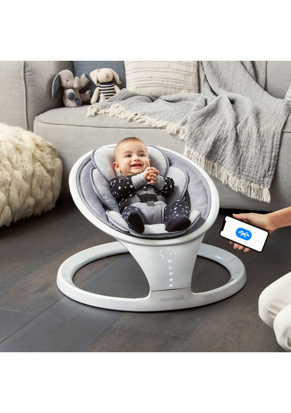 Munchkin Заколисуючий центр Baby Swing з функцією Bluetooth