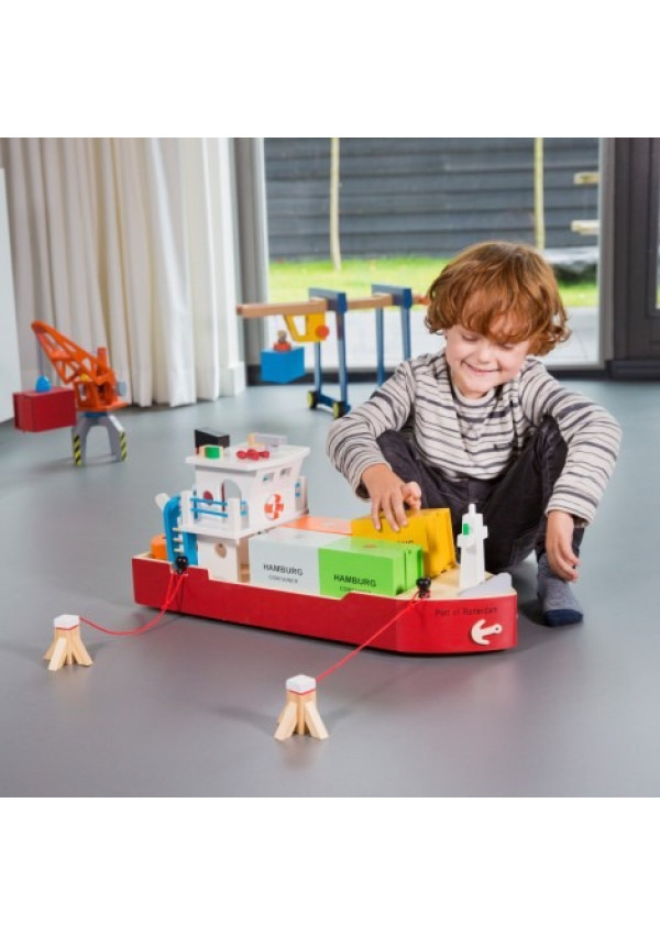Ігровий набір New Classic Toys "Контейнерне судно з 4 контейнерами"