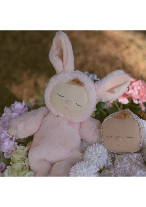 Olliella М’яка лялька Lullaby Cozy Dinkum: Кролик Моппет із колисковою (рожевий)