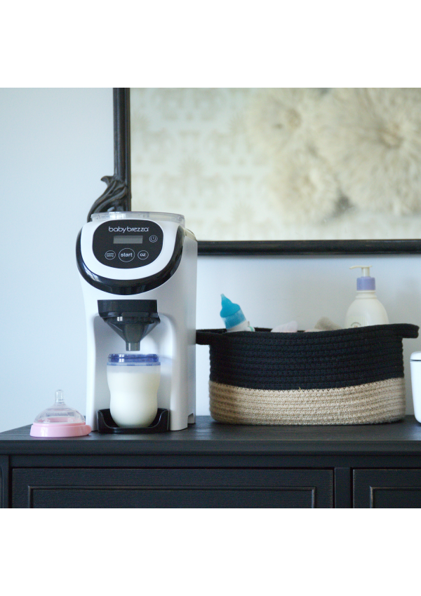 Машина для приготування дитячої суміші Baby Brezza Formula Pro Mini